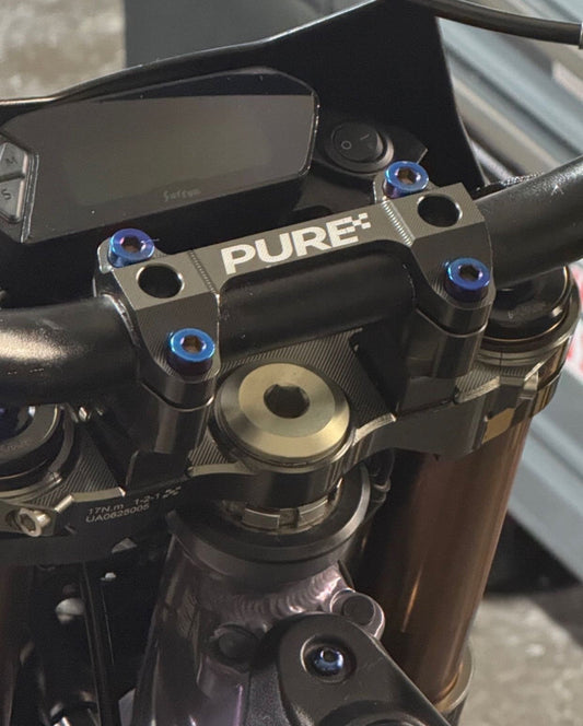 Ultra bee direct mount bolts(4pc)